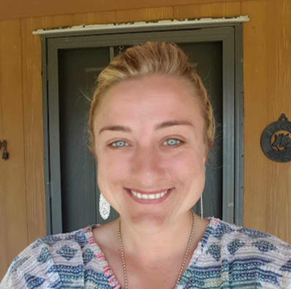Meet your Posher, Stefanie